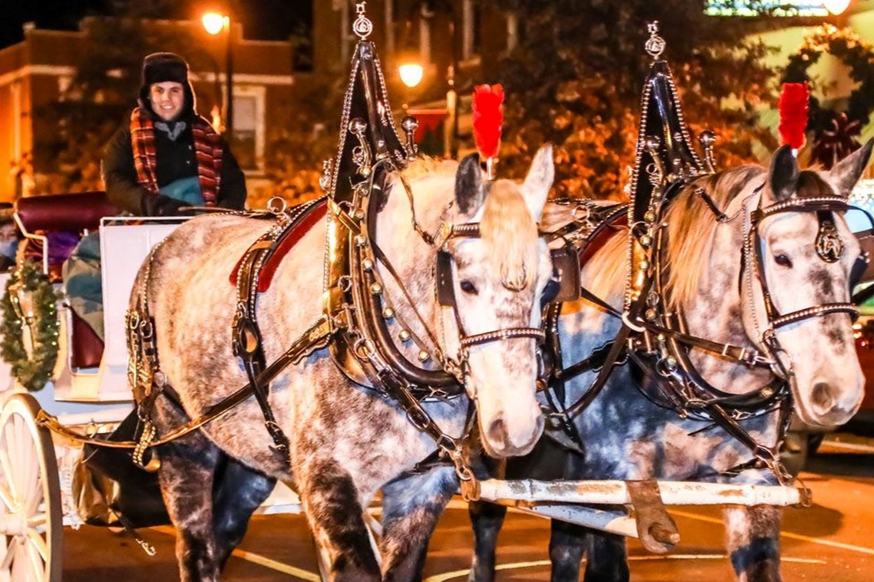 Say ‘Hallo’ to the Holidays in Manning | ia Magazine